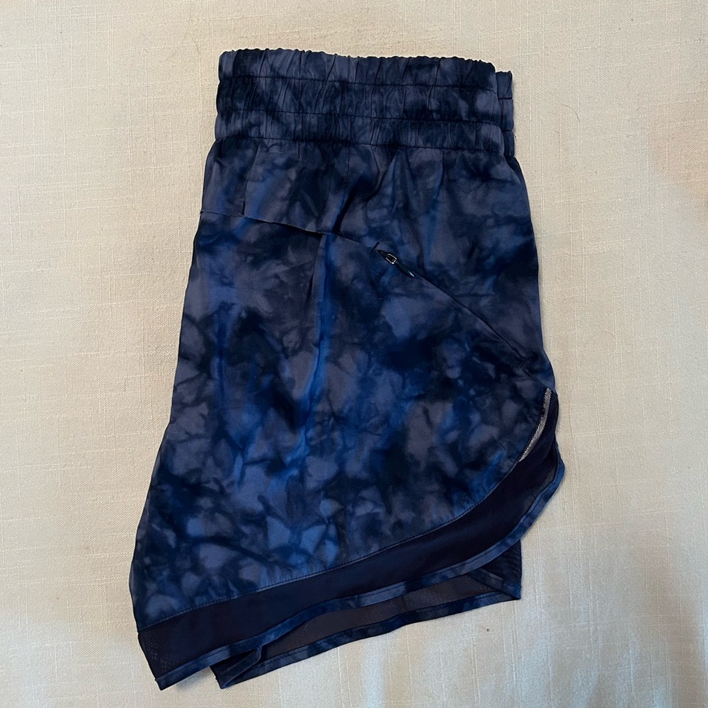 EUC WOMENS ATHLETA ATHLETIC SHORTS